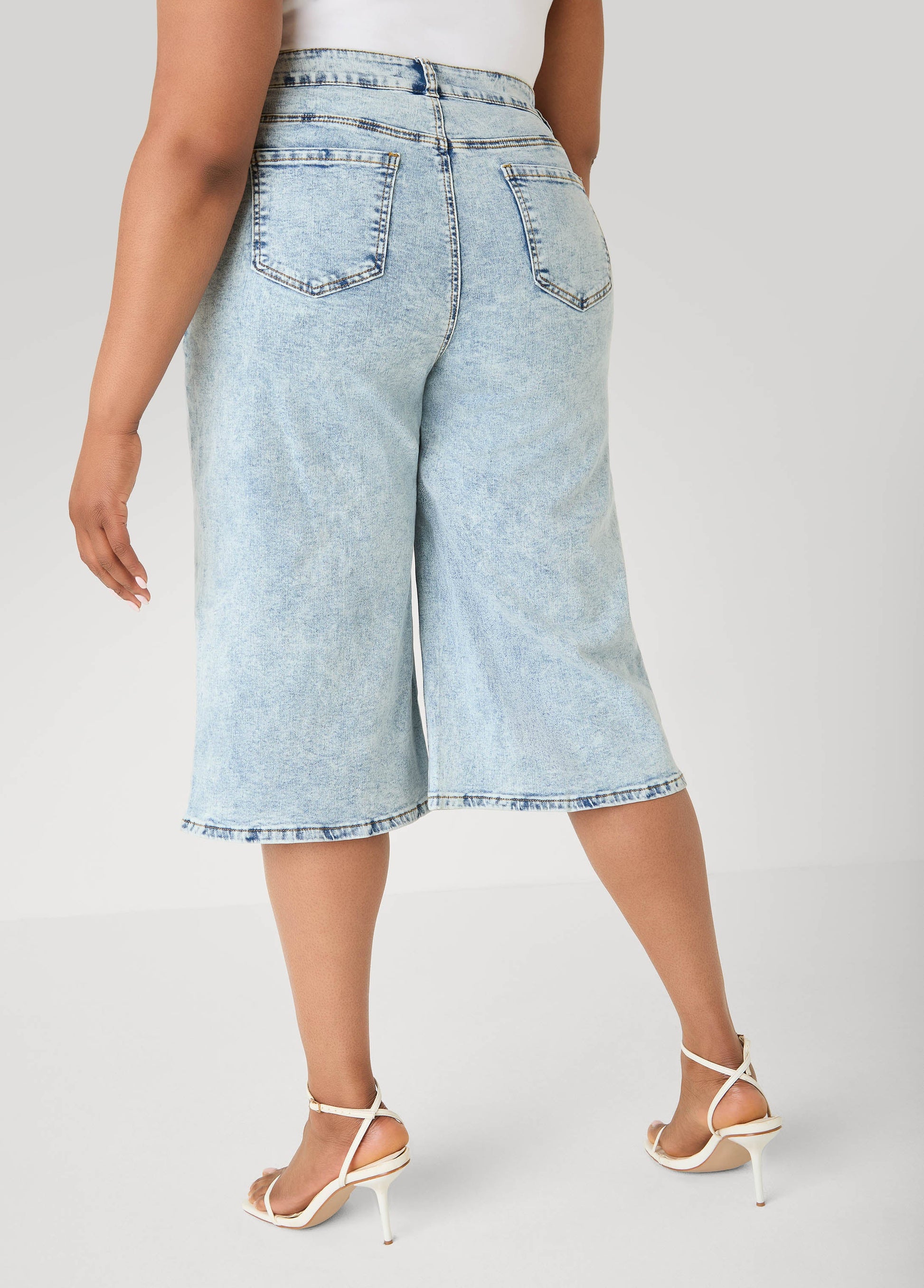 Ashley Stewart Tie Front Acid Wash Denim Capris Acid