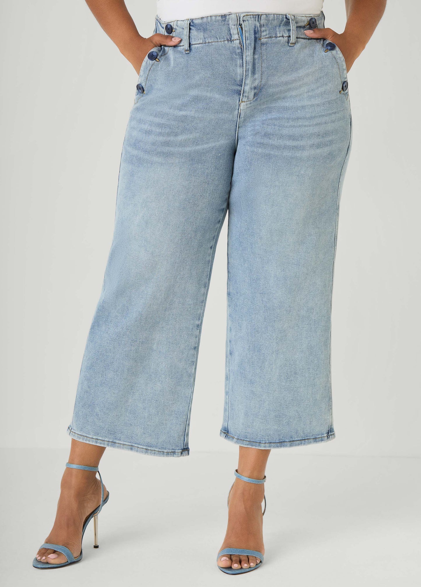 Ashley Stewart Denim Sailor Capris Dk Wash