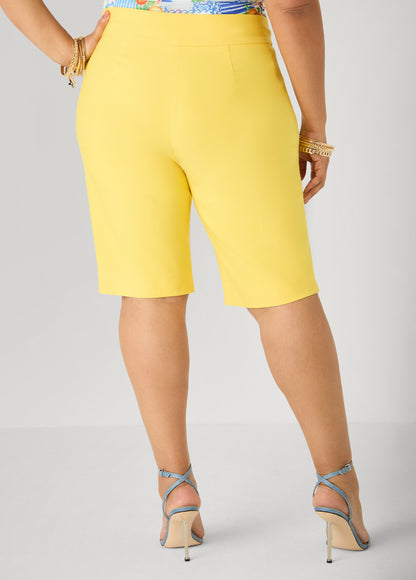 Ashley Stewart Millennium Bermuda Shorts Poinsettia