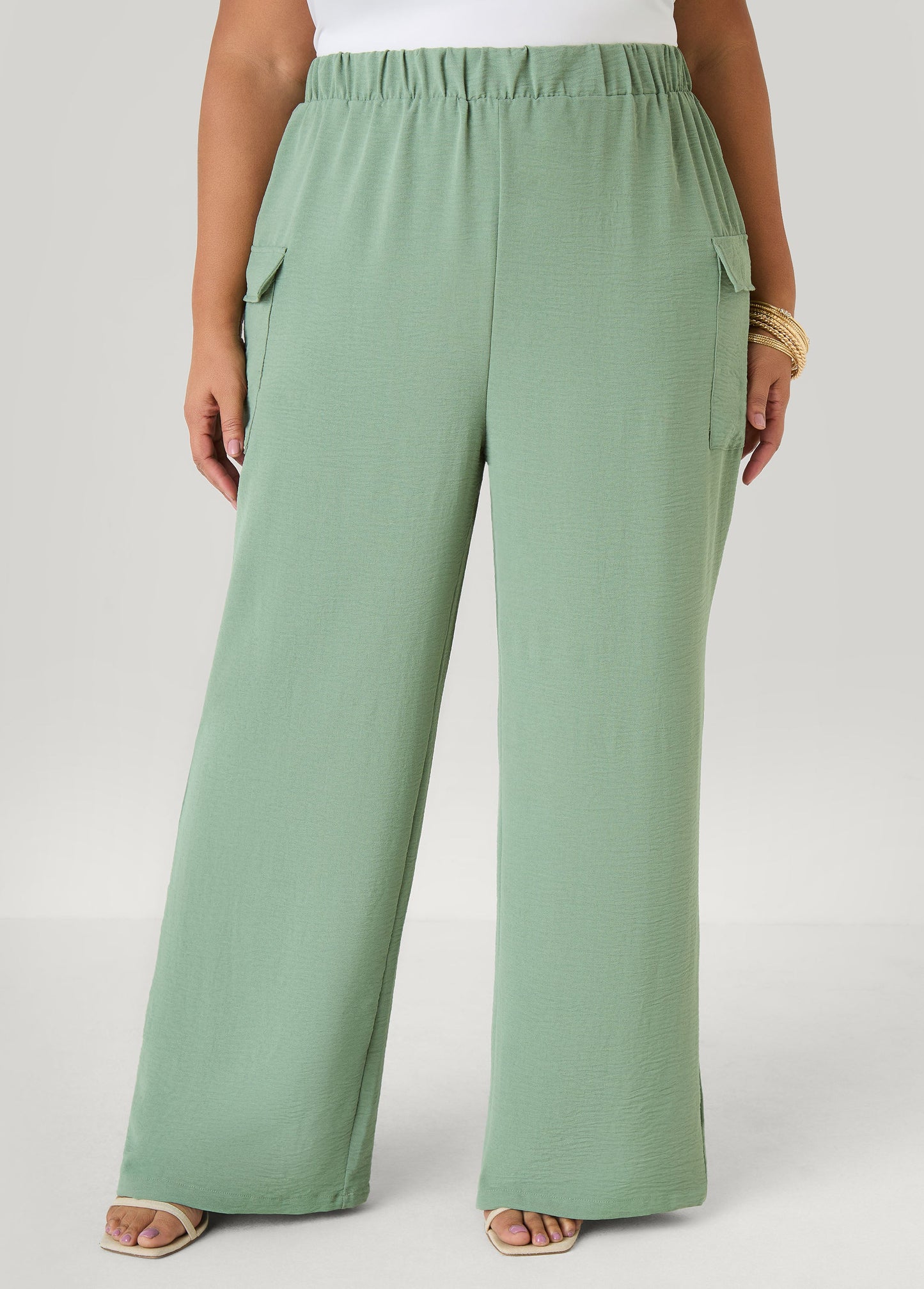 Ashley Stewart Textured Wide Leg Cargo Pants Rooibos