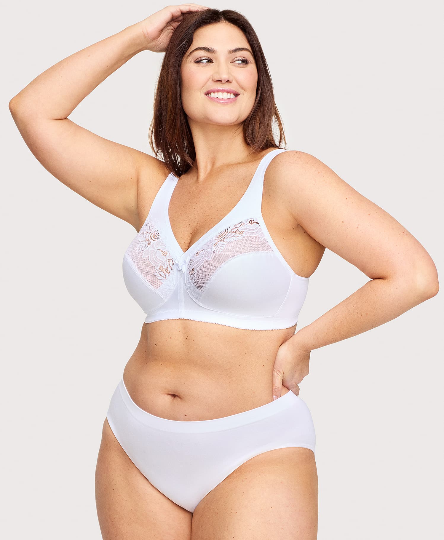 Ashley Stewart MagicLift Minimizer Bra White