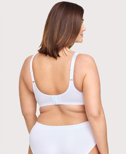 Ashley Stewart MagicLift Minimizer Bra White