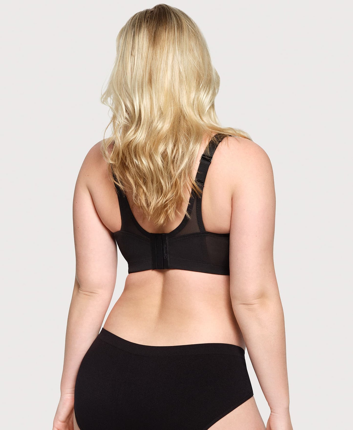 Ashley Stewart MagicLift Seamless Firm Support Bra Black