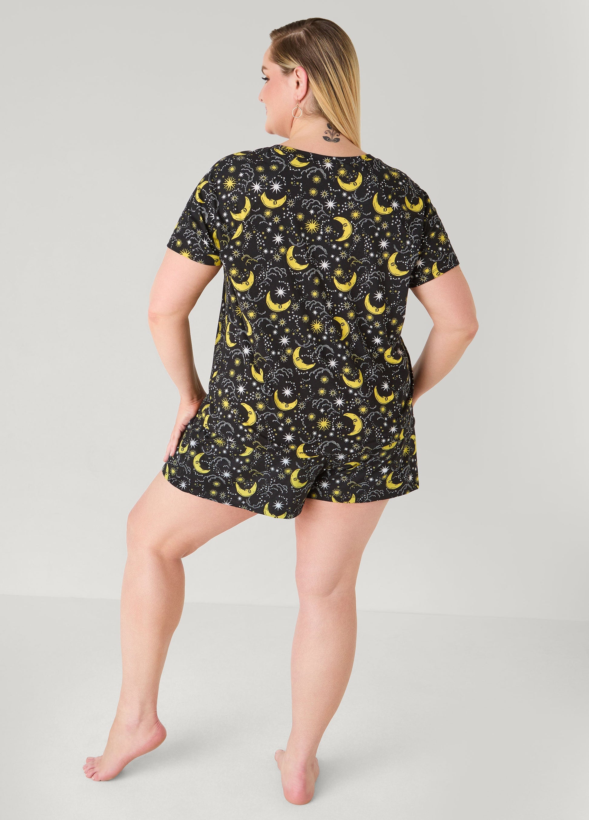 Ashley Stewart Moon To Noon Moon Print Short Set Black