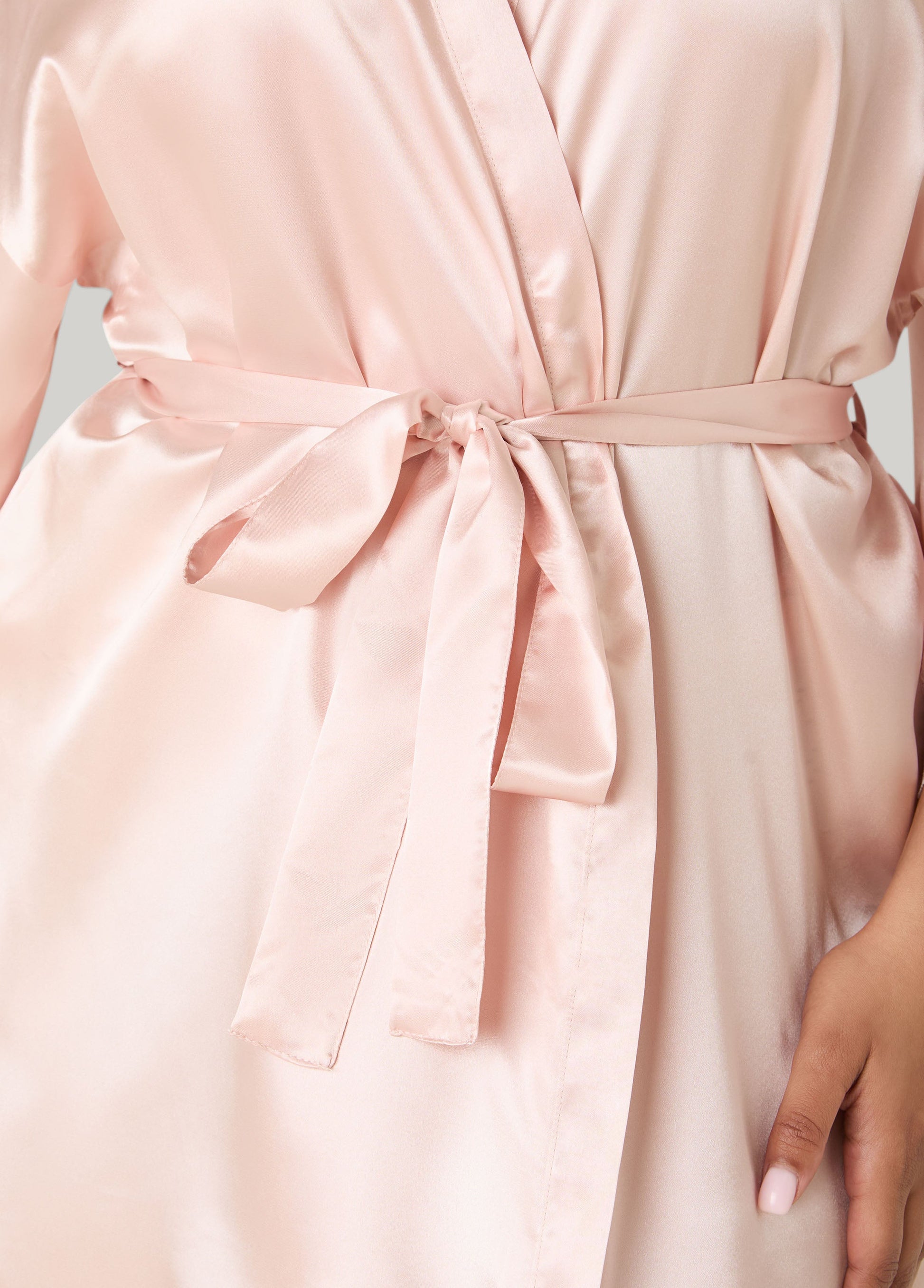 Ashley Stewart Two Tone Lace Paneled Satin Robe Rose