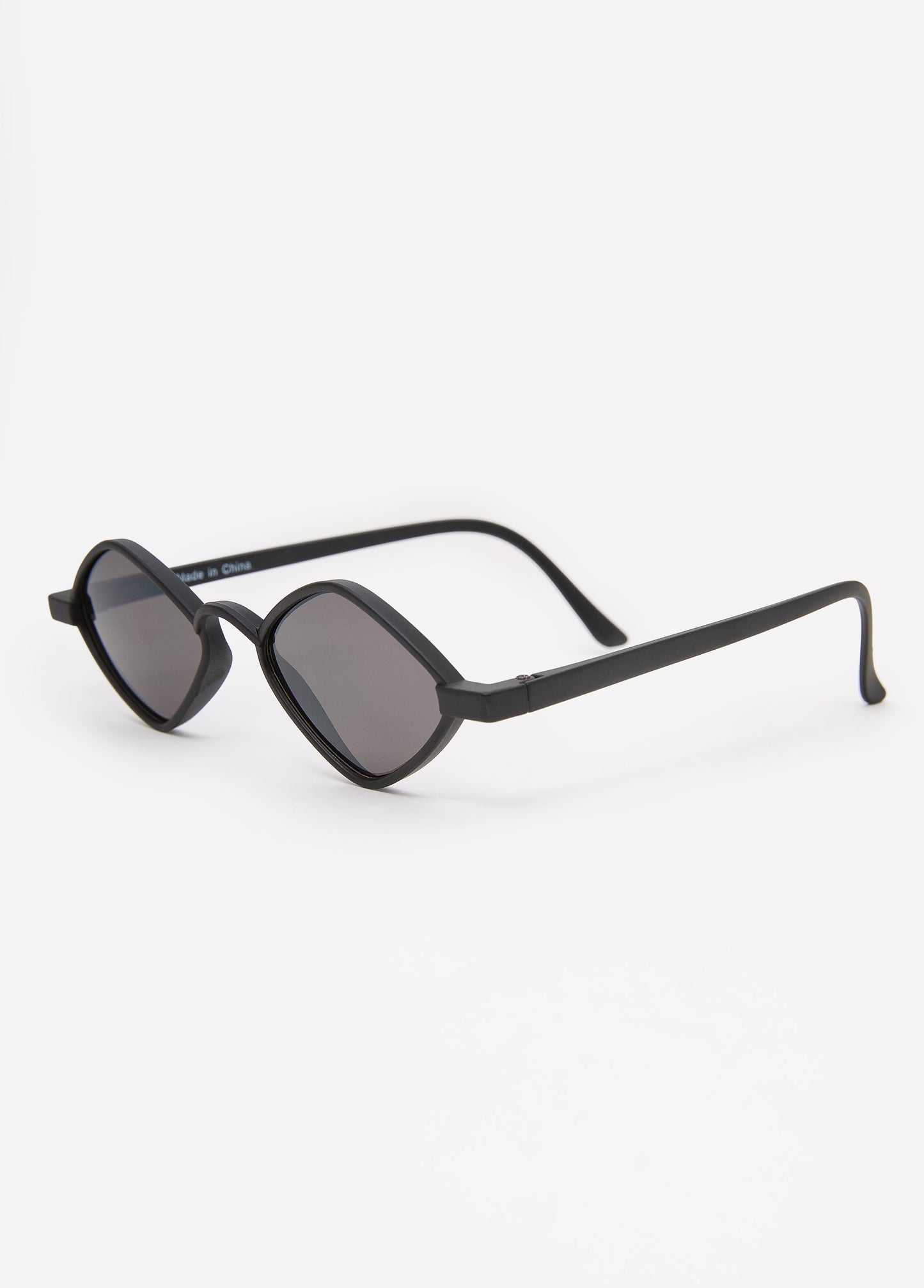Ashley Stewart Diamond Frame Sunglasses Black