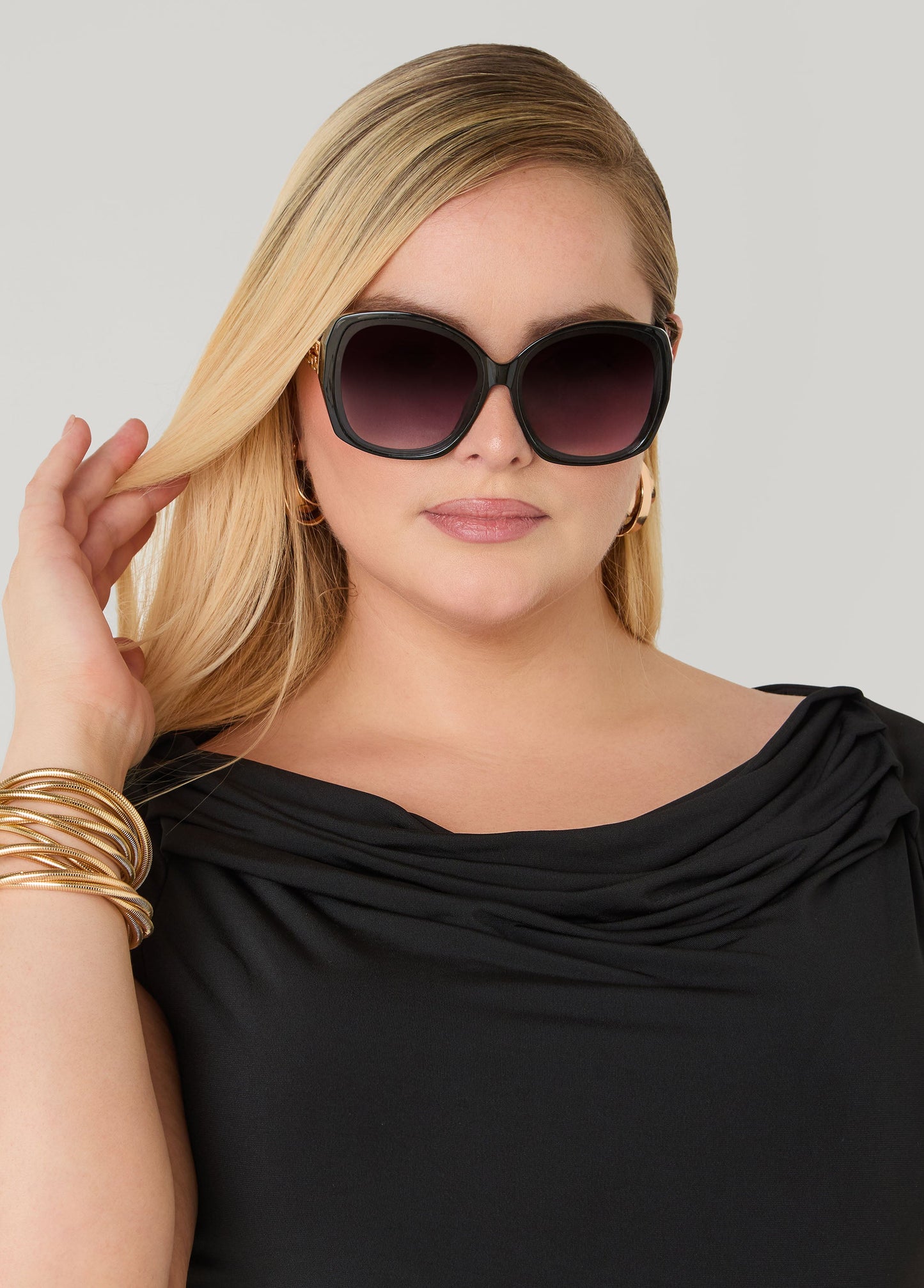 Ashley Stewart Chain Trimmed Square Sunglasses Black