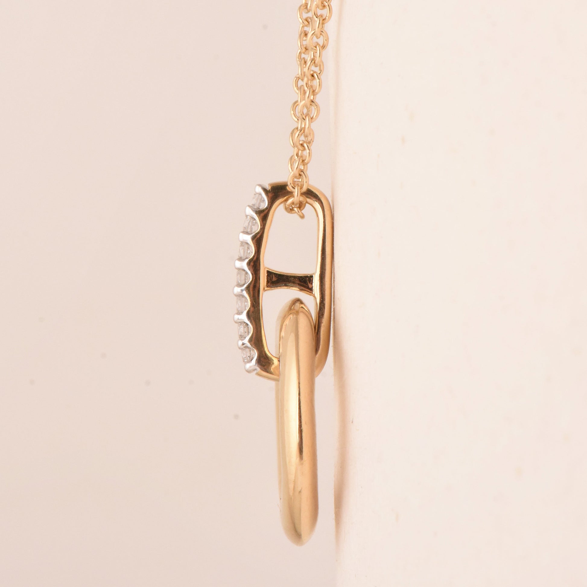 Ashley Stewart 0.07 Carat Lab Grown Diamond Circle Pendant Necklace In 14K Yellow Gol
