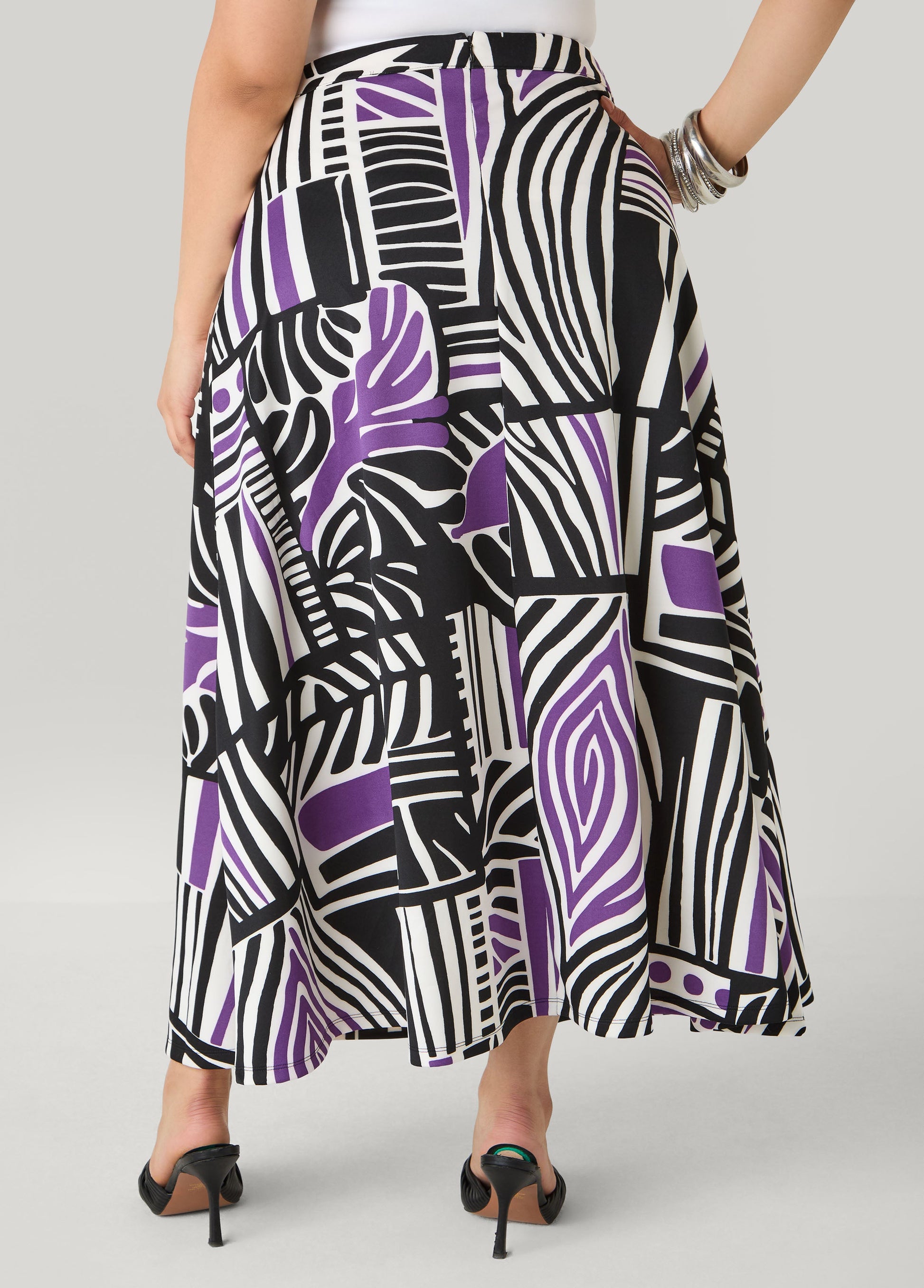 Ashley Stewart Geo Print Scuba Maxi Skirt Black White