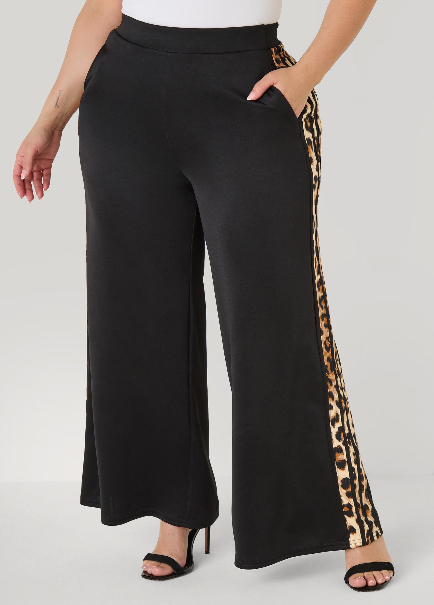 Ashley Stewart Animal Striped Wide Leg Pants Black